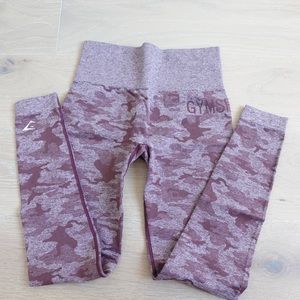 Gymshark Camo Seamless Legging in Small